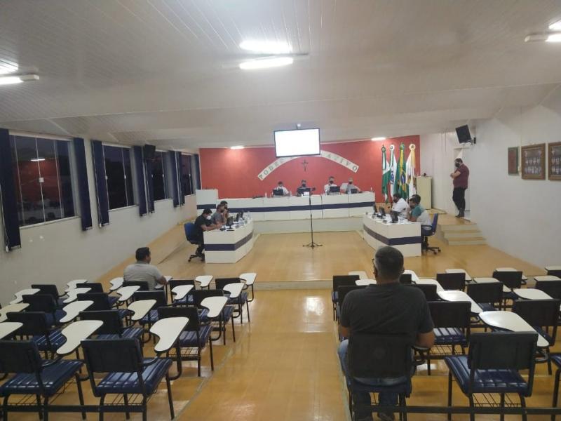 VEREADORES APROVAM PROJETOS NA 2ºSESSÃO ORDINÁRIA 